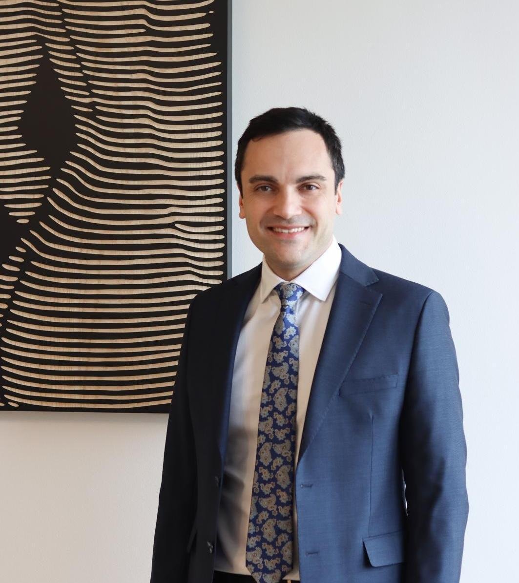 Doç. Dr. Ayhan Işık Erdal